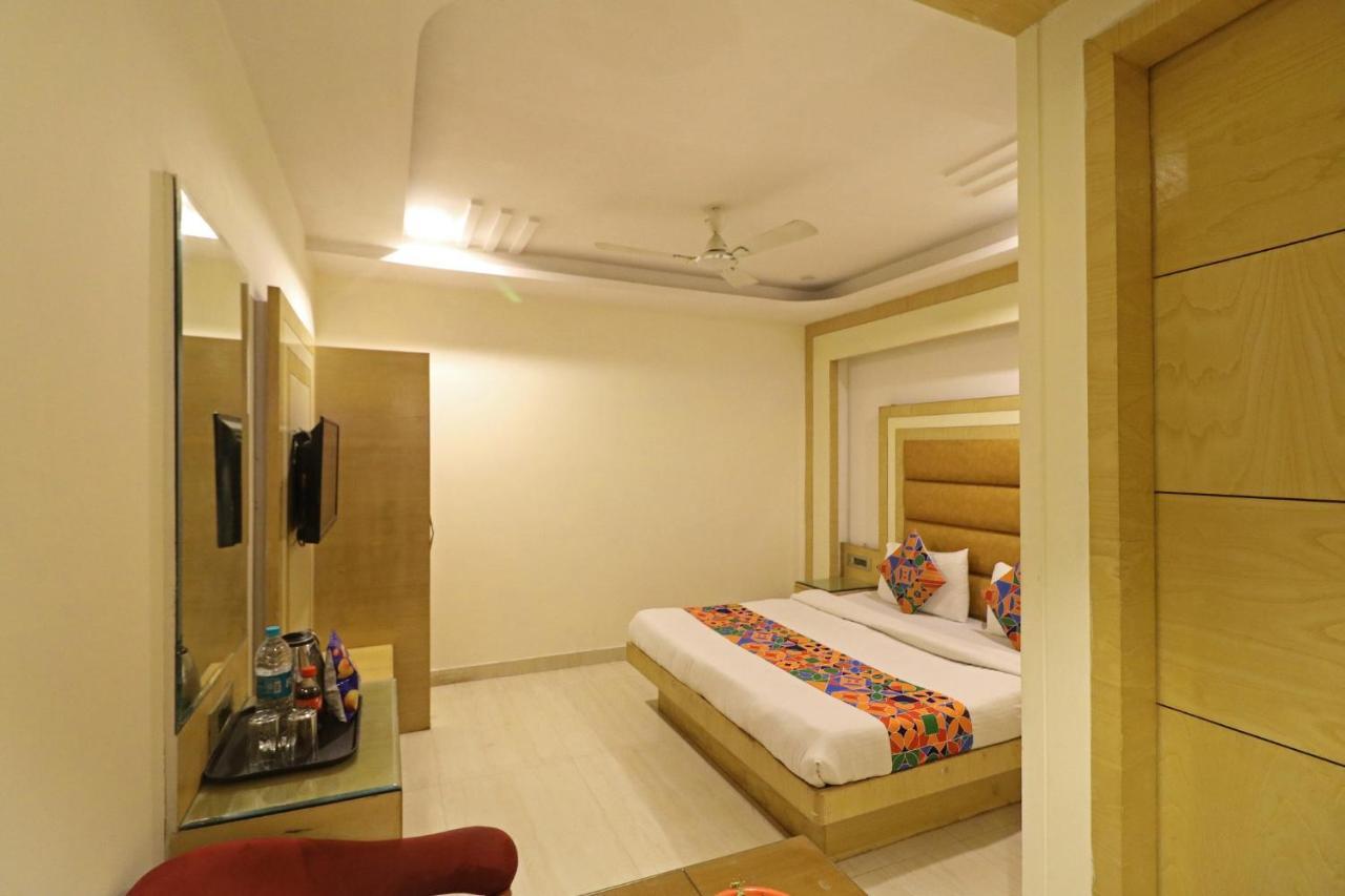 The Mohit Guest House - New Delhi Railway Station - Paharganj Esterno foto