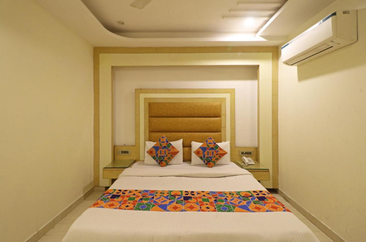 The Mohit Guest House - New Delhi Railway Station - Paharganj Esterno foto