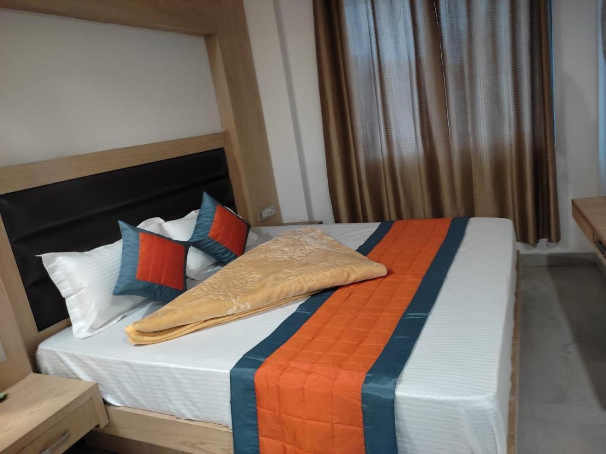 The Mohit Guest House - New Delhi Railway Station - Paharganj Esterno foto