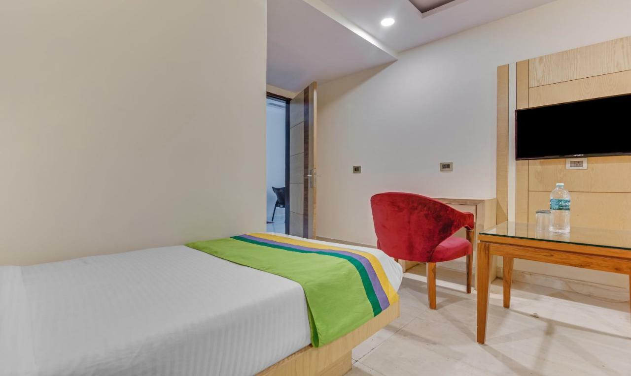 The Mohit Guest House - New Delhi Railway Station - Paharganj Esterno foto
